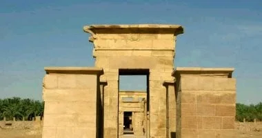 معبد هيبس: جوهرة الصحراء الغربية