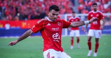 ذكرى أول مباراة لزيزو بقميص الأهلي