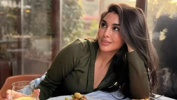 ياسمين صبري تتمنى تجسيد سيرة كاميليا الشهيرة