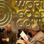تراجع جديد في أسعار الذهب وسط ترقب محضر الفيدرالي