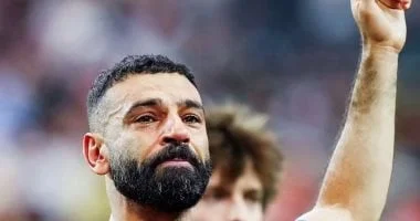 اجتماع محمد صلاح مع لاعبي منتخب مصر بعد الهزيمة أمام الأرجنتين
