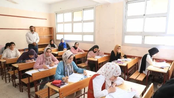 امتحانات الثانوية العامة 2026 تبدأ بمادة الفيزياء والتاريخ