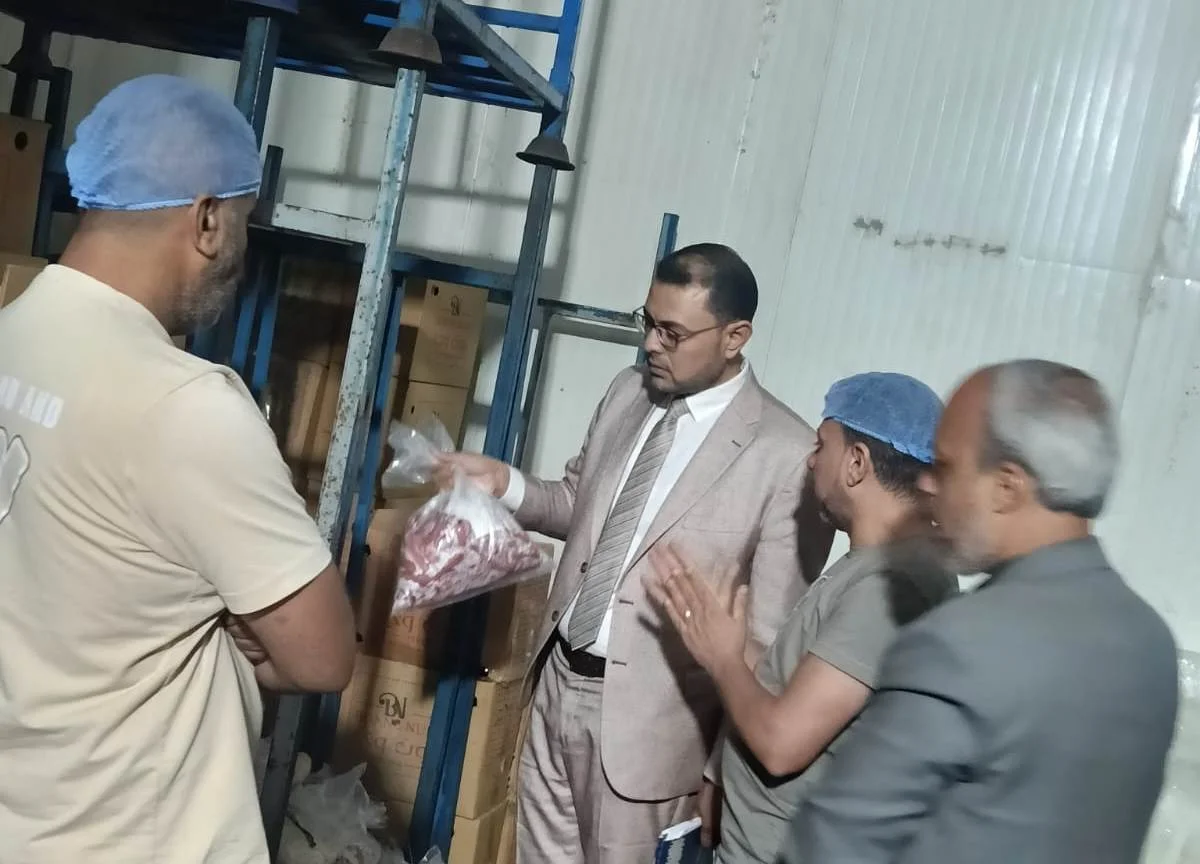 ضبط 2 طن من اللحوم غير صالحة للاستهلاك بالشرقية