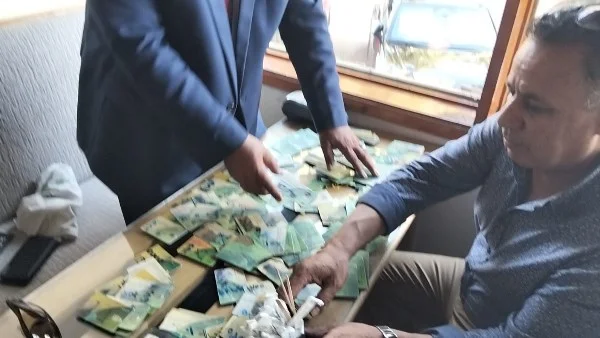 ضبط صاحب مخبز في الإسماعيلية بحوزته 250 بطاقة تموينية