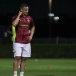 انتقال فخري لاكاى إلى أهلي طرابلس الليبي