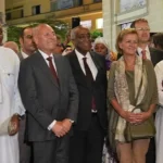 احتفالات “شارع الفن” تجمع دبلوماسيين في قلب القاهرة