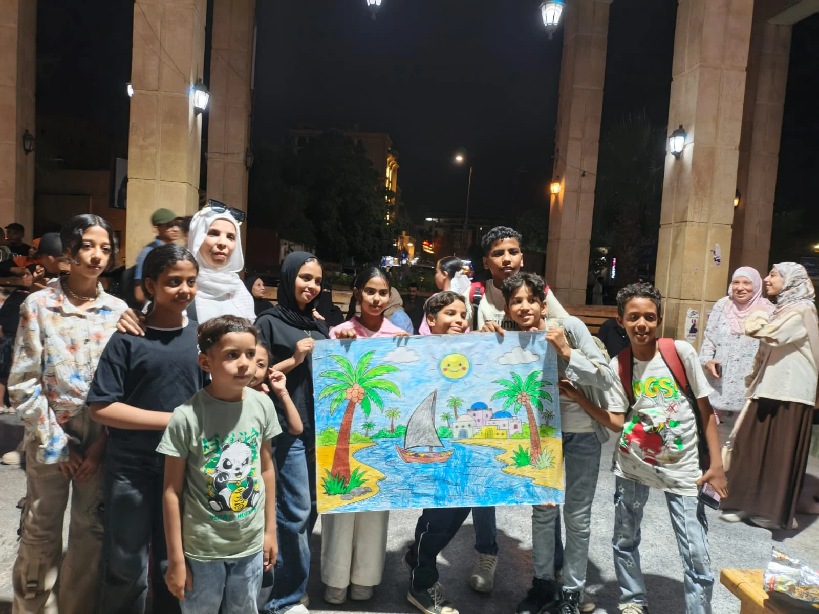 إبداعات الفن تتألق في "شارع الفن" بأسوان