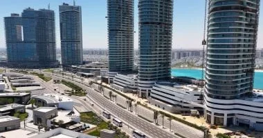 تطوير طريق وادي النطرون - العلمين: بوابة تنمية شاملة
