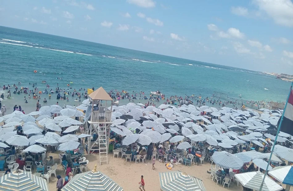 الإسكندرية ترفع الاستعدادات مع إقبال المصطافين