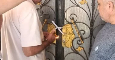 غلق مطعم بالعريش بسبب مخالفات صحية وتسمم غذائي