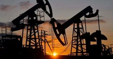 توترات مضيق هرمز وتأثيرها على أسواق النفط
