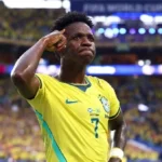 ريال مدريد يقترب من تجديد عقد فينيسيوس جونيور