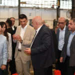 وزير الصناعة يتفقد مصانع المحلة الكبرى ويؤكد أولوية الغزل والملابس