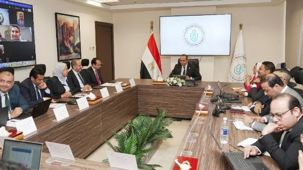 اجتماع رئيس هيئة الرعاية الصحية: رضاء المنتفعين أولوية
