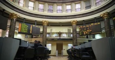 ارتفاع مؤشرات البورصة المصرية في بداية جلسة الإثنين