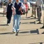 طلاب الثانوية العامة في الجيزة يؤدون امتحانات الكيمياء والجغرافيا