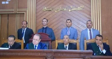 محاكمة 6 متهمين في قضية "خلية العجوزة"
