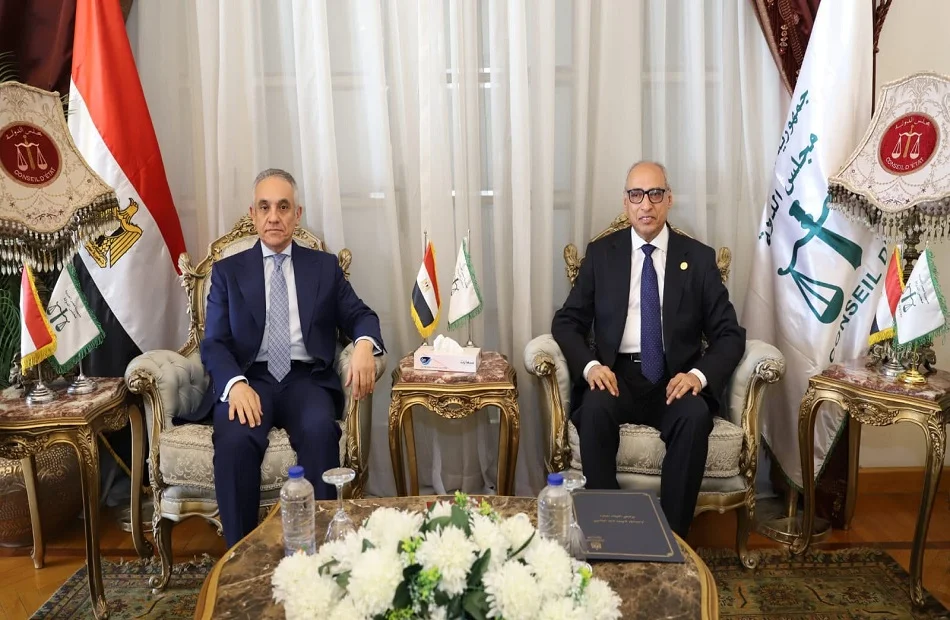 وزير العدل يهنئ رئيس مجلس الدولة الجديد