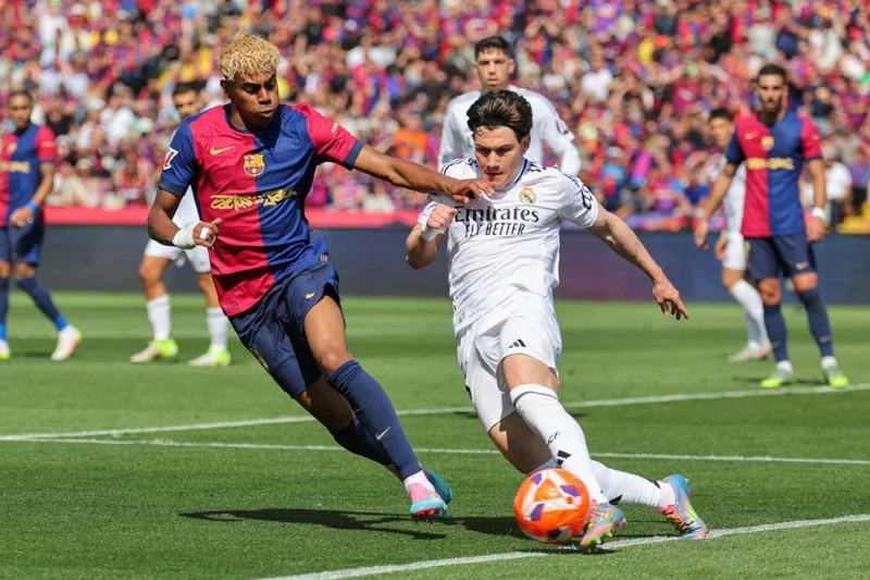 تأجيل مباريات ريال مدريد وبرشلونة في الدوري الإسباني