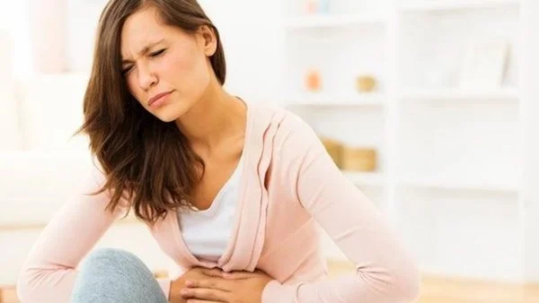 علاقة ضغوط الطفولة بالقولون العصبي ومخاطر المايونيز