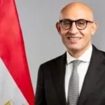 رسوم استخراج البيانات والشهادات الدراسية