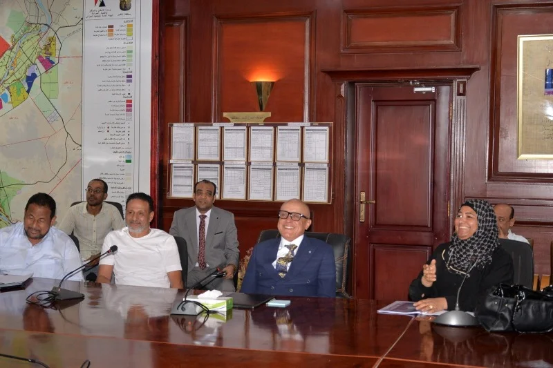 متابعة مشروعات التنمية في الأقصر