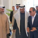 صور توديع السيسي للشيخ محمد بن زايد بمطار العلمين