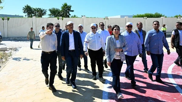 تفقد مشروع الممشى السياحي بين مارينا (5) ومارينا (7)