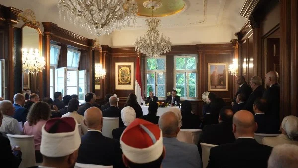 إشادة وزير الخارجية بدور الجالية المصرية في النمسا