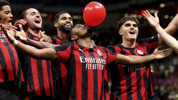 آي سي ميلان يجمع 150 مليون يورو من بيع لاعبيه