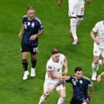 مباراة إنجلترا والأرجنتين: مصارعة بدل كرة قدم