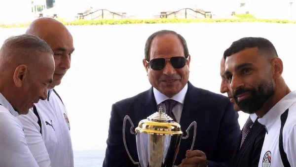 تفاصيل لقاء الرئيس السيسي ببعثة منتخب مصر بعد المونديال