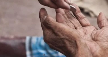 عقوبات قانونية لمواجهة ظاهرة التسول في الشارع