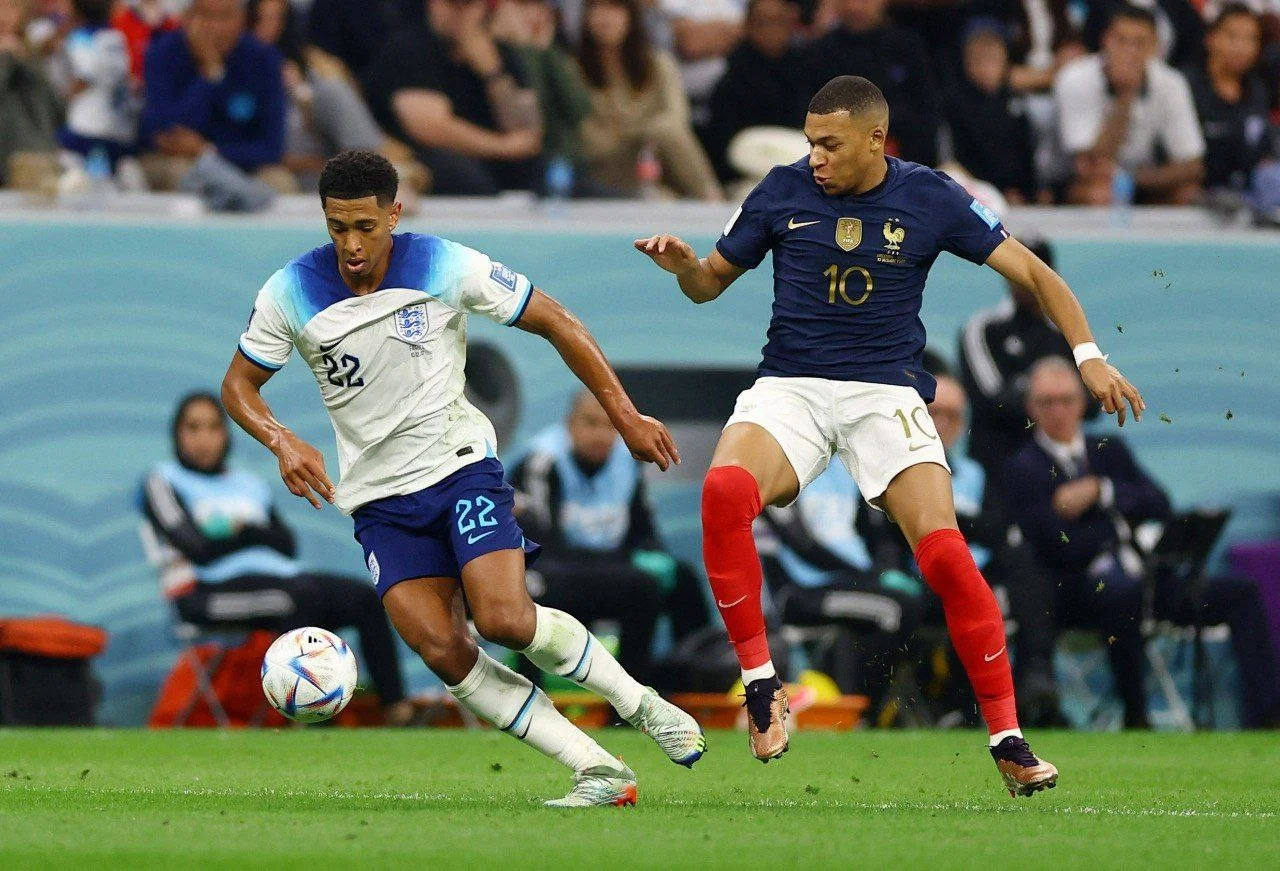موعد مباراة فرنسا وإنجلترا في كأس العالم 2026