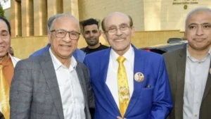 تكريم الفنان محمد صبحي في معرض دولي للكاريكاتير