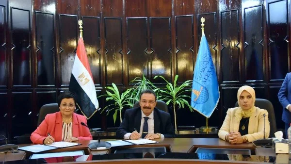 جهود عبلة الألفي لتحسين الرعاية الصحية في الإسكندرية