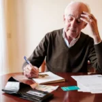 تأثير المطالبة بالضمان الاجتماعي في سن 62 على مستقبلك المالي