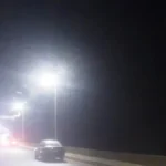 إنارة طريق السد العالي بالطاقة الشمسية في أسوان