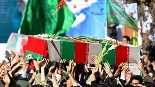مقتل ثلاثة وإصابة ثمانية في هجوم أمريكي بهرمزكان
