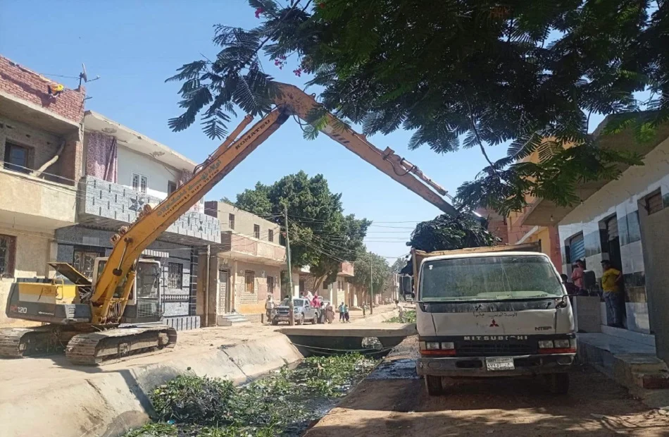 محافظ الجيزة يوجه بالاستجابة لشكاوى المواطنين