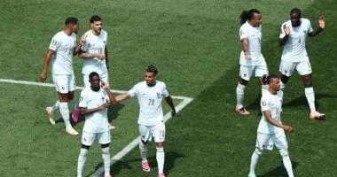 تشكيل فرنسا وإنجلترا في مباراة تحديد المركز الثالث
