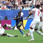 ديمبيلي يسجل هدفاً لفرنسا في الوقت بدل الضائع