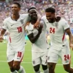 ساكا يتوج بجائزة أفضل لاعب بعد هاتريك في مباراة إنجلترا وفرنسا