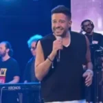 محمد حماقي يستعيد ذكريات والده الراحل بدموع التأثر