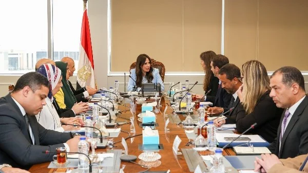 تعزيز التعاون في مشروعات مياه الشرب والصرف الصحي