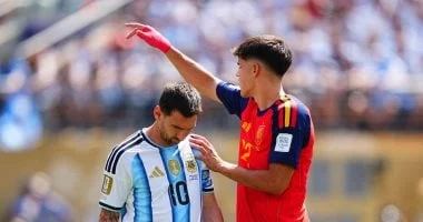 كوبارسي يتألق ويتوج بجائزة أفضل لاعب شاب في كأس العالم