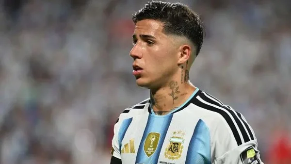 إنزو فرنانديز يعبّر عن مشاعره بعد خسارة نهائي كأس العالم