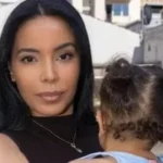 اتهامات لأولييس بالتخلي عن ابنته