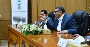 إجراءات حسم ملف أراضي المثلث الذهبي في قنا