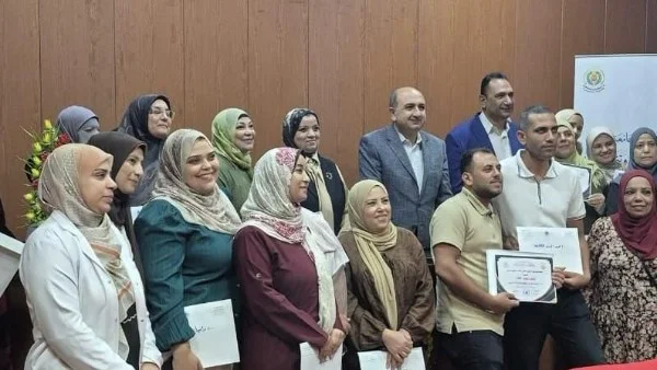 تكريم هيئة التمريض في كلية طب أسنان المنصورة